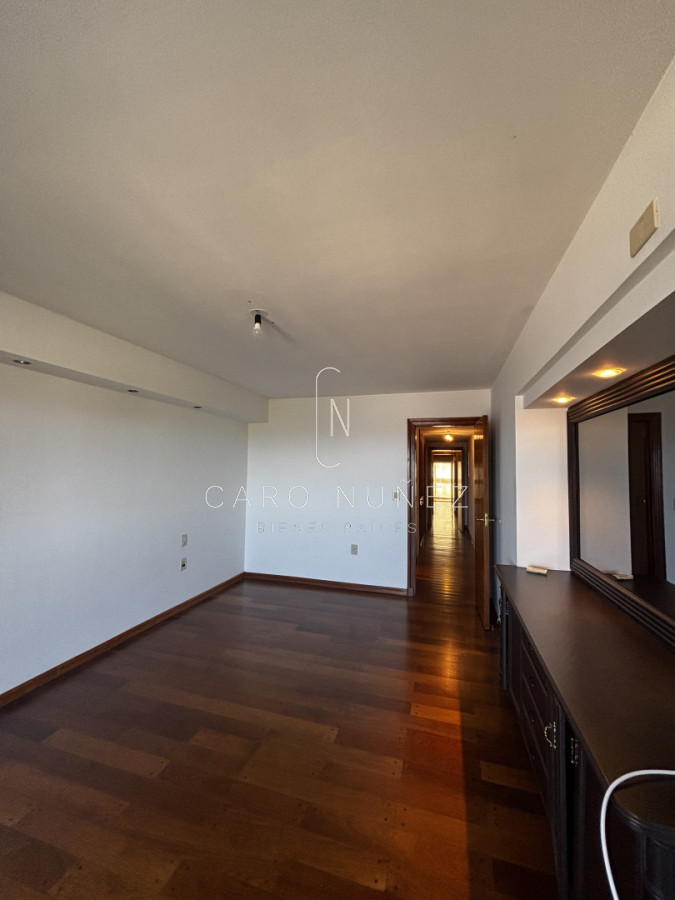 Apartamento ID.267 - Venta  de apto 3 dormitorios y servicio