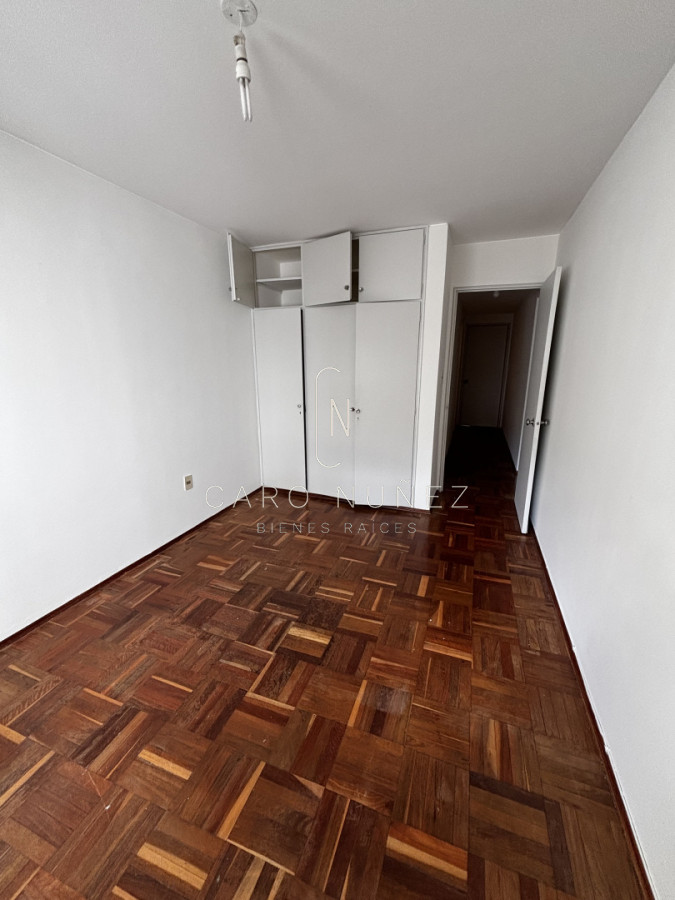 Apartamento ID.712 - Alquiler apto 3 dormitorios Pocitos
