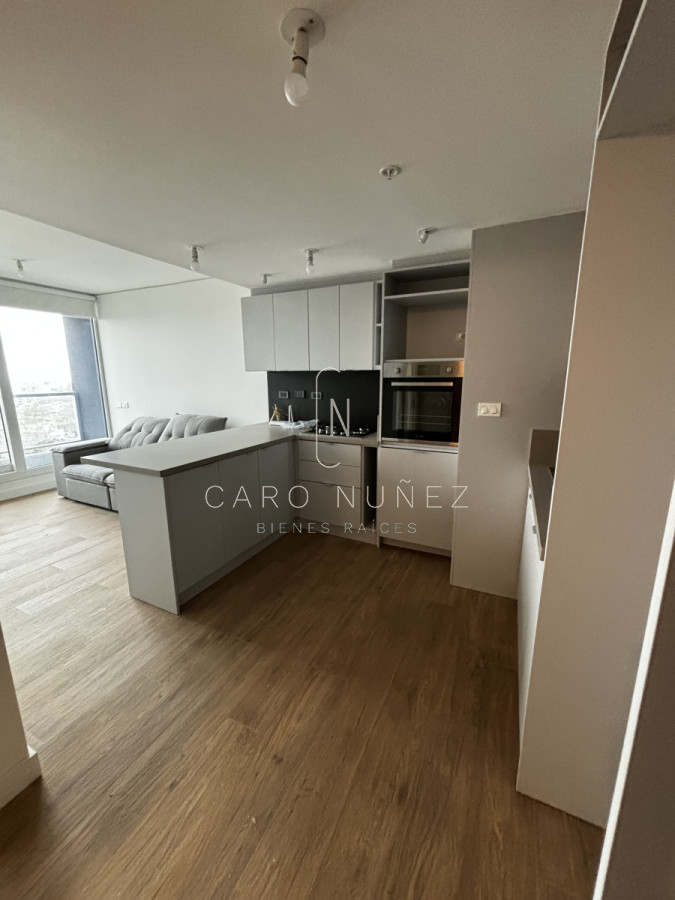 Apartamento ID.642 - Venta o Alquiler apto  1 dorm en edificio Joy Montevideo