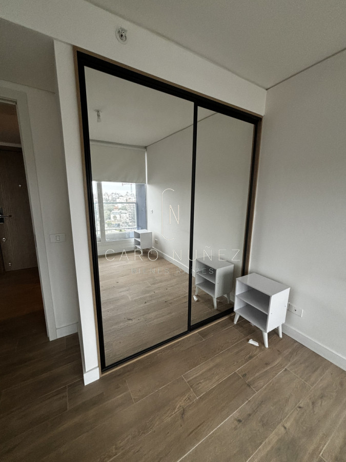 Apartamento ID.642 - Venta o Alquiler apto  1 dorm en edificio Joy Montevideo