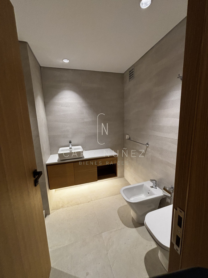 Apartamento ID.654 - ALQUILER TRES DORMITORIOS BARRIO PARQUES