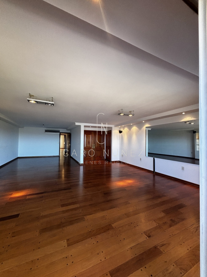 Apartamento ID.267 - Venta  de apto 3 dormitorios y servicio