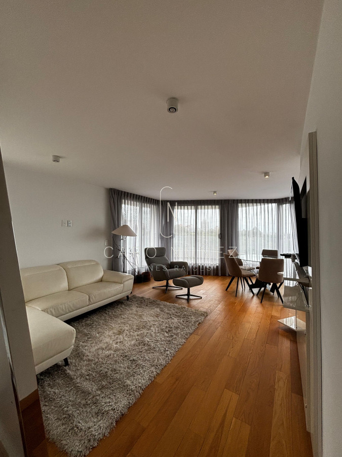 Apartamento ID.583 - Alquiler Apartamento de 2 Dormitorios con Vista al Golf.