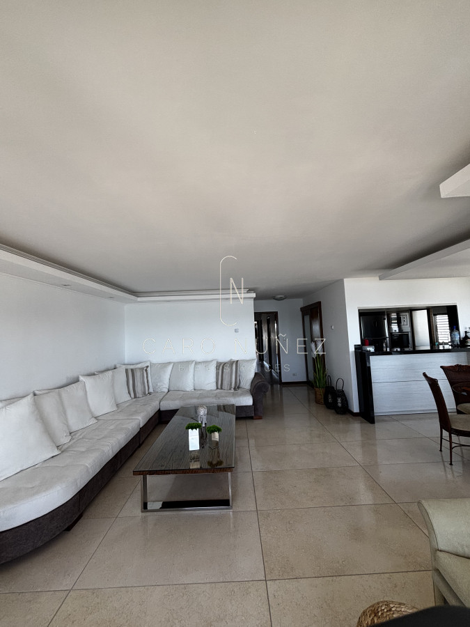 Apartamento ID.662 - Venta apto 3 dormitorios Goleta Punta del Este