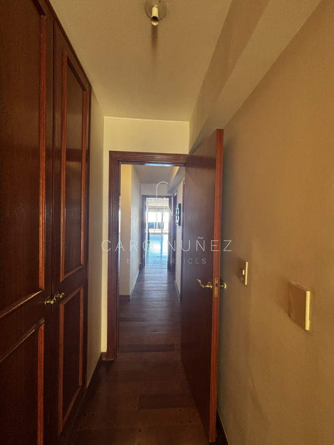 Apartamento ID.267 - Venta  de apto 3 dormitorios y servicio