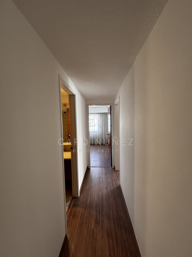 Apartamento ID.565 - Apto en Alquiler, de 3 dormitorios , 2 baños y gge en Pocitos 