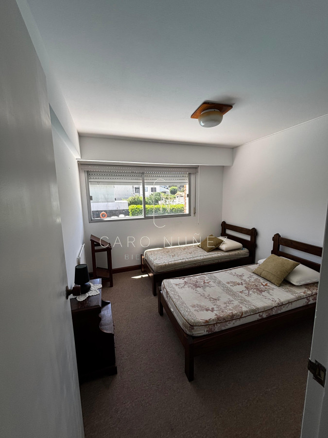 Apartamento ID.661 - Venta de Apartamento en Punta del Este - Primera Línea Playa Mansa