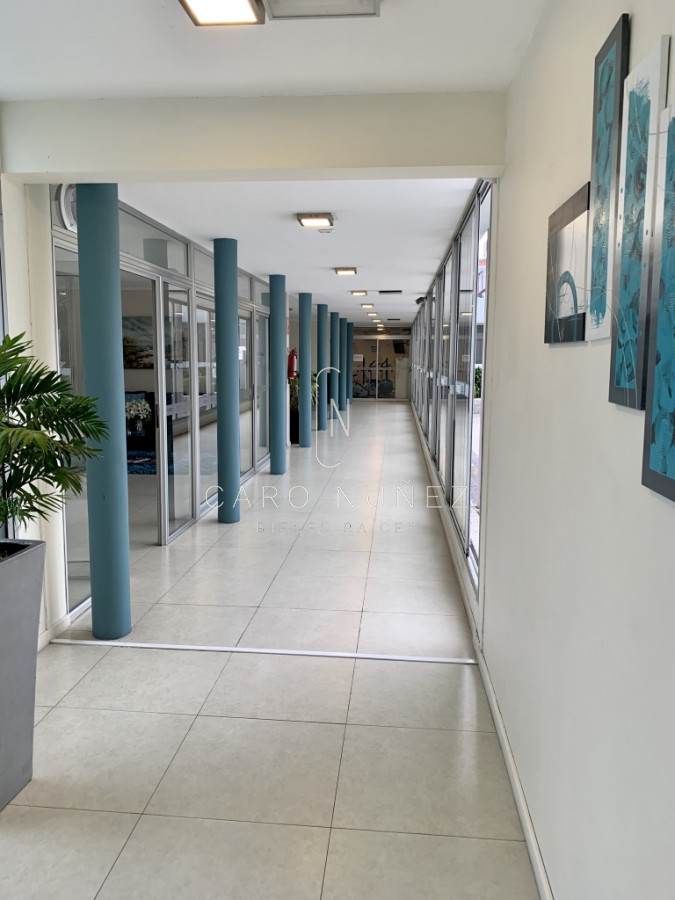 Apartamento ID.233 - Venta de apto  3 dormitorios y 2 garages Punta Carretas