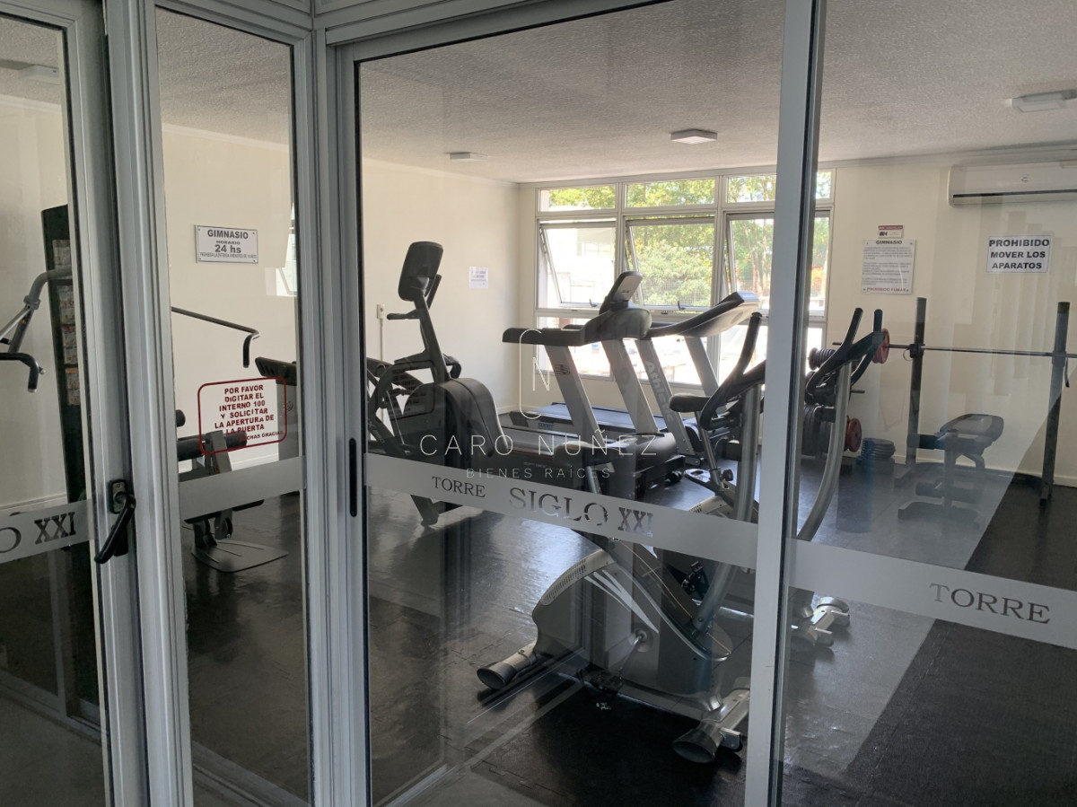 Apartamento ID.233 - Venta de apto  3 dormitorios y 2 garages Punta Carretas