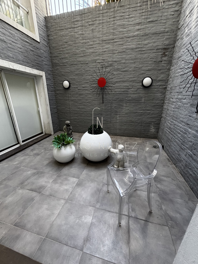 Apartamento ID.669 - Venta apto 3 dormitorios y servicio vista Puerto