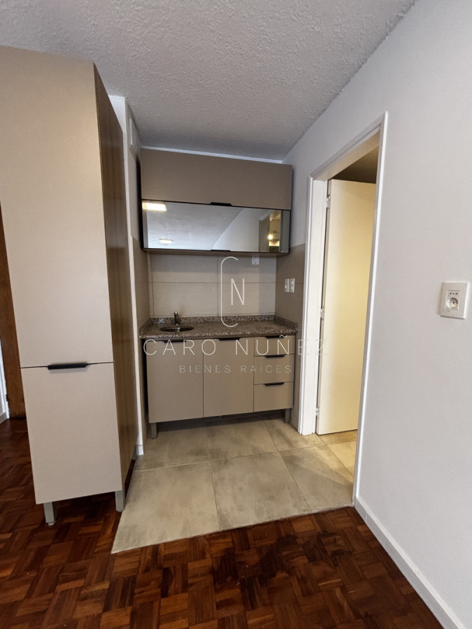 Apartamento ID.709 - Alquiler monoambiente vista mar