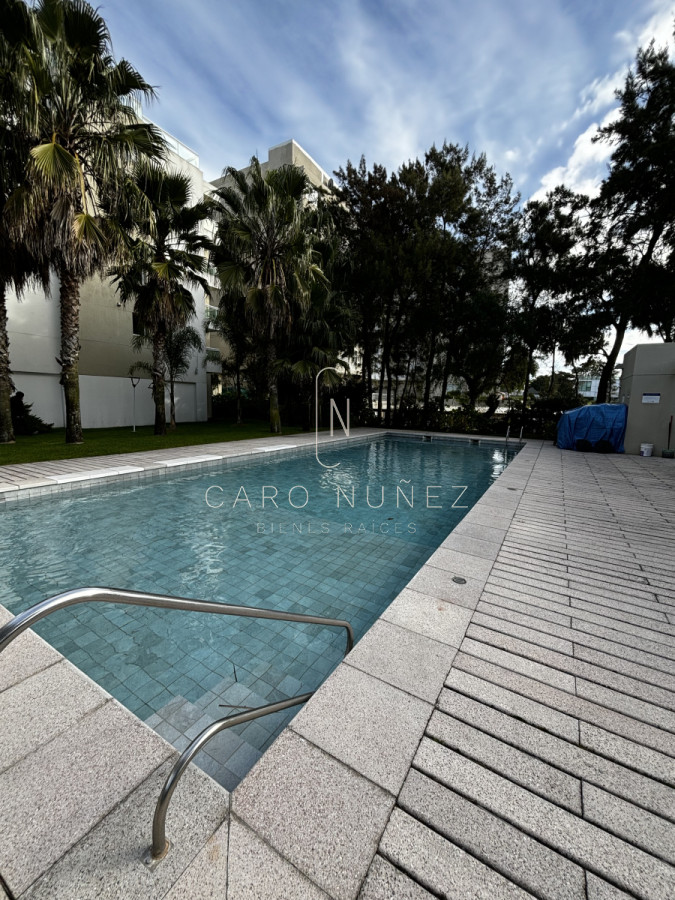 Apartamento ID.599 - Venta apto de 2 dormitorios en mansa vista mar