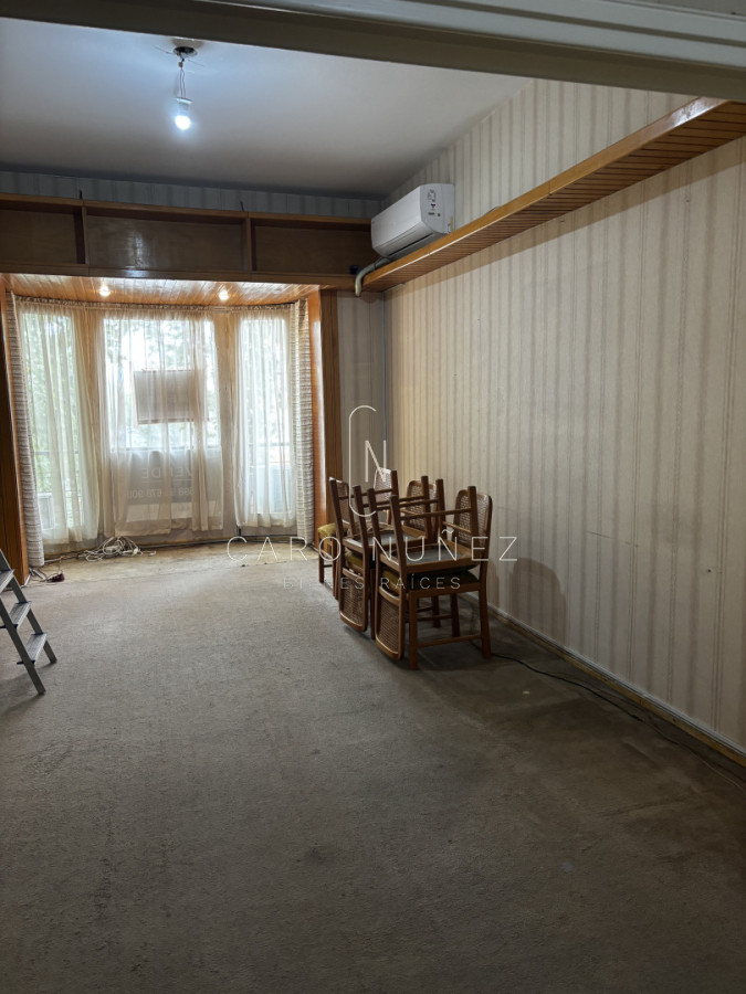 Apartamento ID.628 - Venta Apartamento 3 Dormitorios en Pocitos - Calle Rivera  Luminoso y amplio apartamento ubicado en una de las zonas más buscadas de Montevideo: Pocit