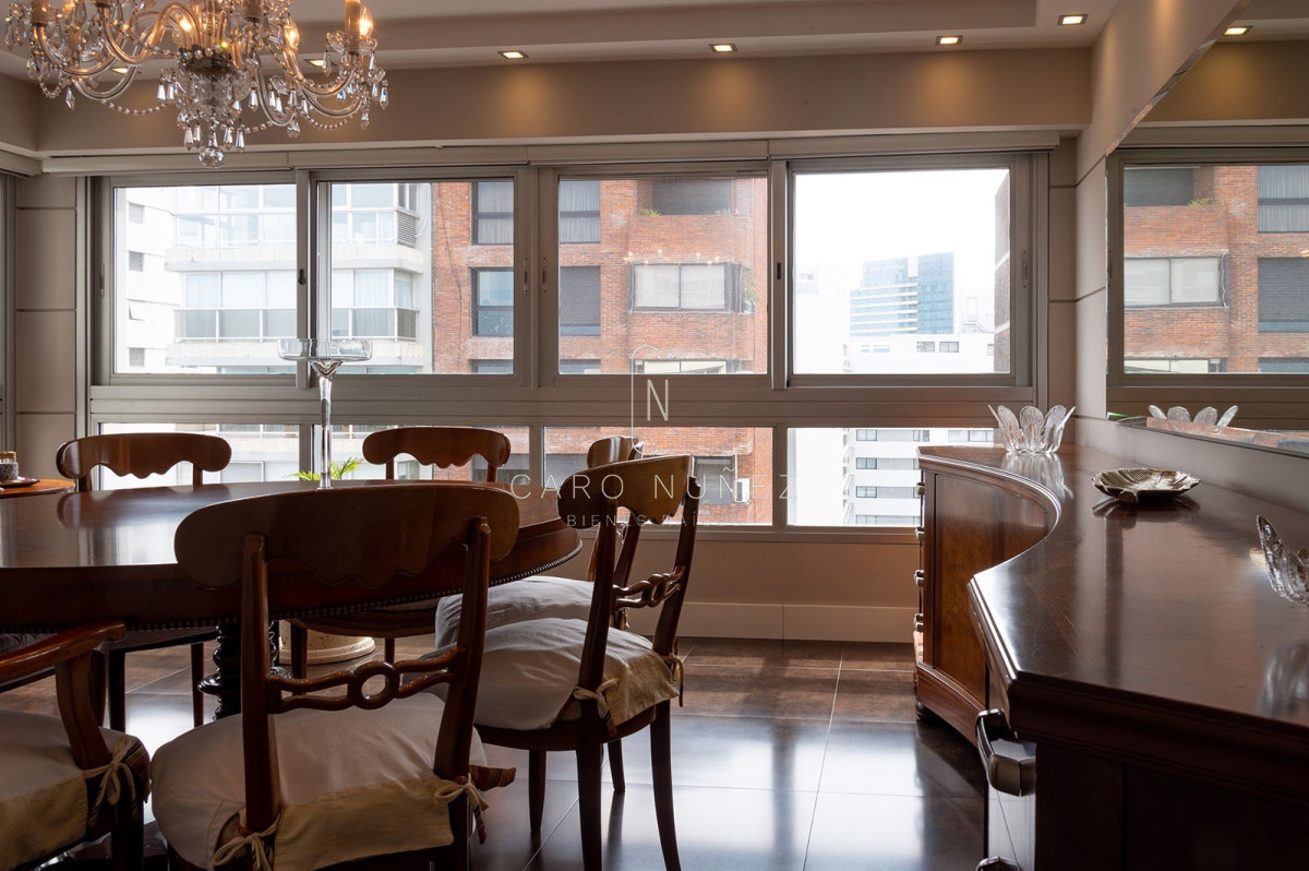 Apartamento ID.707 - Alquiler apto amoblado 3 dormitorios