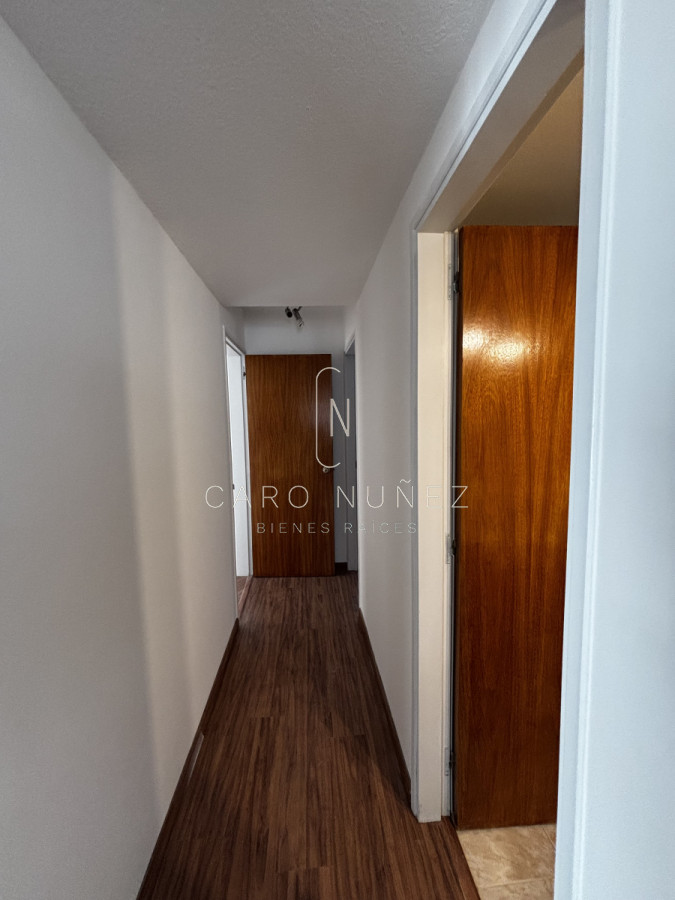 Apartamento ID.565 - Apto en Alquiler, de 3 dormitorios , 2 baños y gge en Pocitos 