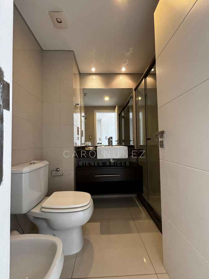 Apartamento ID.591 - APTO EN VENTA 3 SUITES EN PUNTA DEL ESTE SOBRE LA MANSA-
