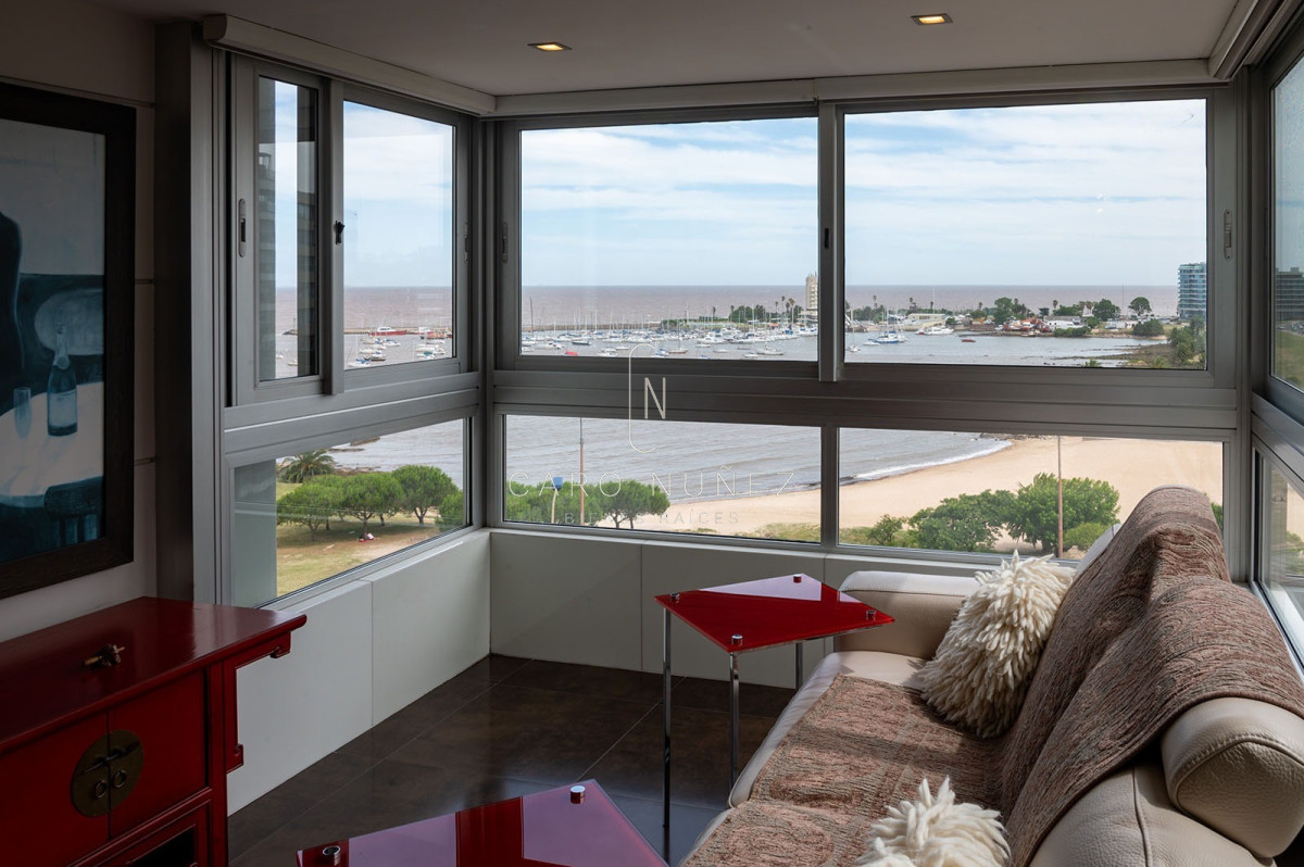 Apartamento ID.707 - Alquiler apto amoblado 3 dormitorios