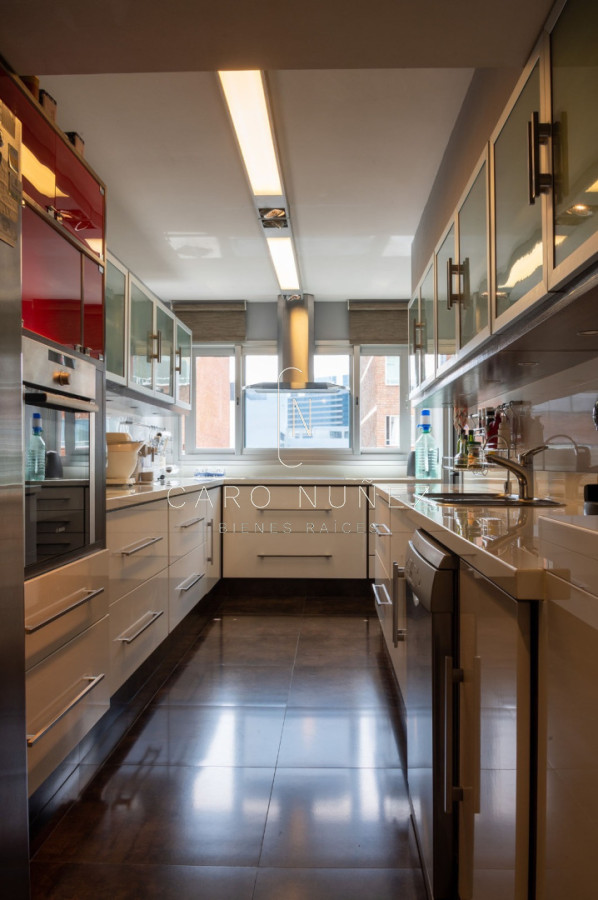 Apartamento ID.707 - Alquiler apto amoblado 3 dormitorios