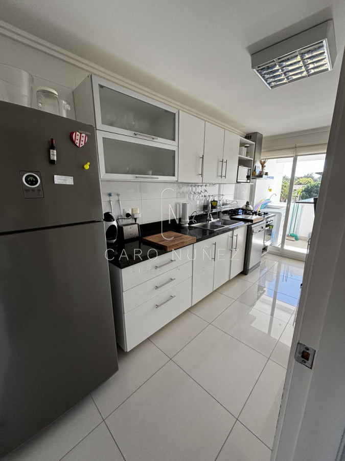 Apartamento ID.599 - Venta apto de 2 dormitorios en mansa vista mar