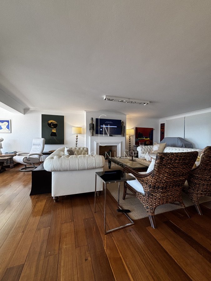 Apartamento ID.669 - Venta apto 3 dormitorios y servicio vista Puerto