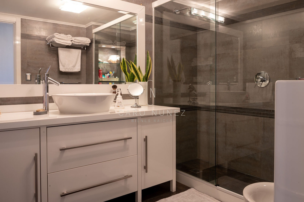 Apartamento ID.707 - Alquiler apto amoblado 3 dormitorios