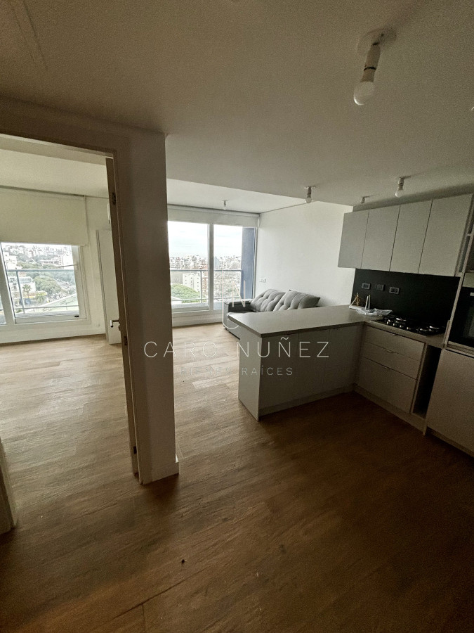 Apartamento ID.642 - Venta o Alquiler apto  1 dorm en edificio Joy Montevideo