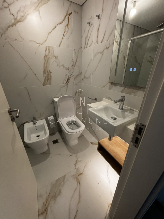 Apartamento ID.642 - Venta o Alquiler apto  1 dorm en edificio Joy Montevideo