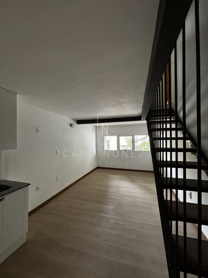 Apartamento ID.576 - VENTA DUPLEX CON GGE Y DOS DORMITORIOS EN CORDON