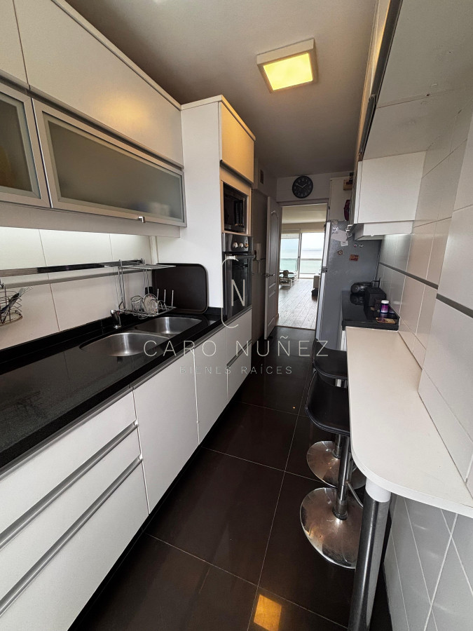 Apartamento ID.682 - Venta Apartamento dos dormitorios vista a mar