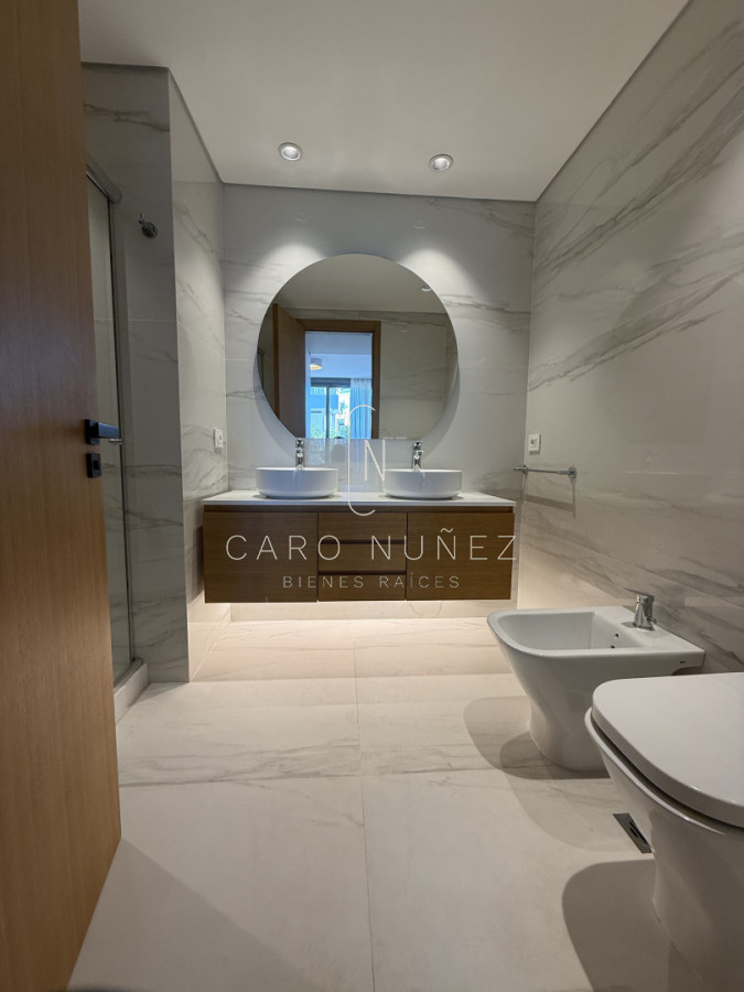 Apartamento ID.656 - Alquiler de Apartamento 2 Dormitorios - Edificio ALIVE