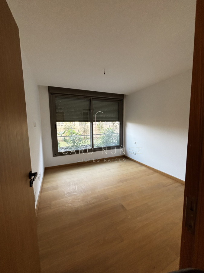 Apartamento ID.654 - ALQUILER TRES DORMITORIOS BARRIO PARQUES