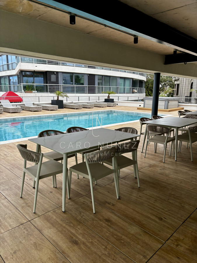 Apartamento ID.642 - Venta o Alquiler apto  1 dorm en edificio Joy Montevideo