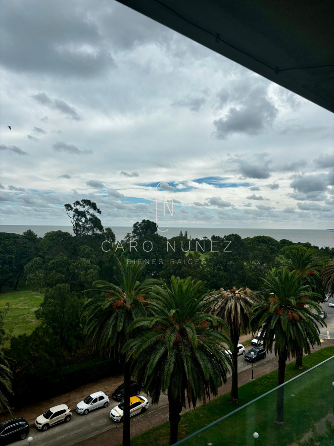 Apartamento ID.583 - Alquiler Apartamento de 2 Dormitorios con Vista al Golf.