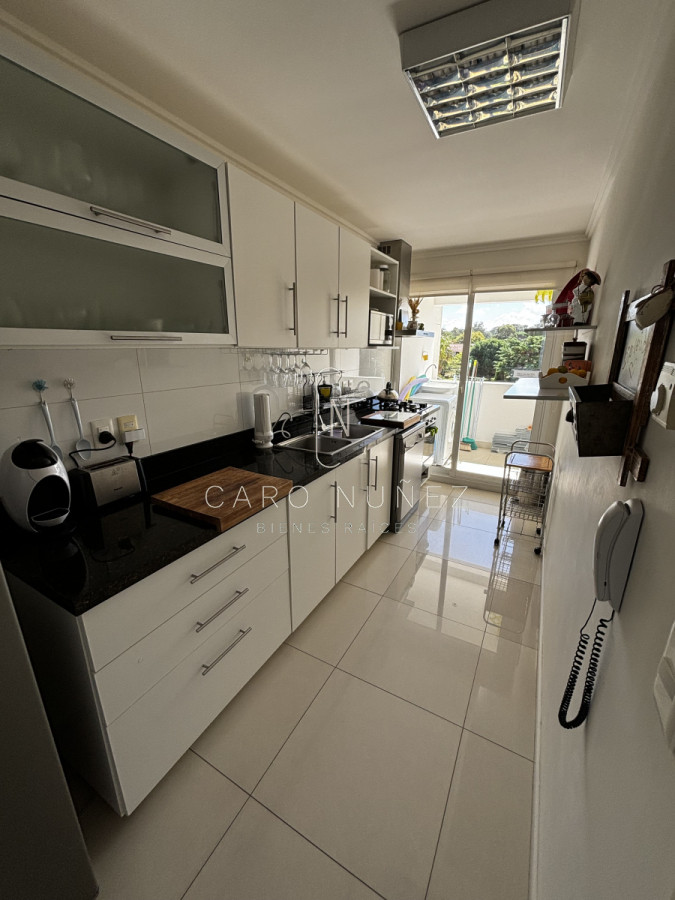 Apartamento ID.599 - Venta apto de 2 dormitorios en mansa vista mar