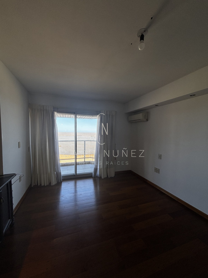 Apartamento ID.267 - Venta  de apto 3 dormitorios y servicio