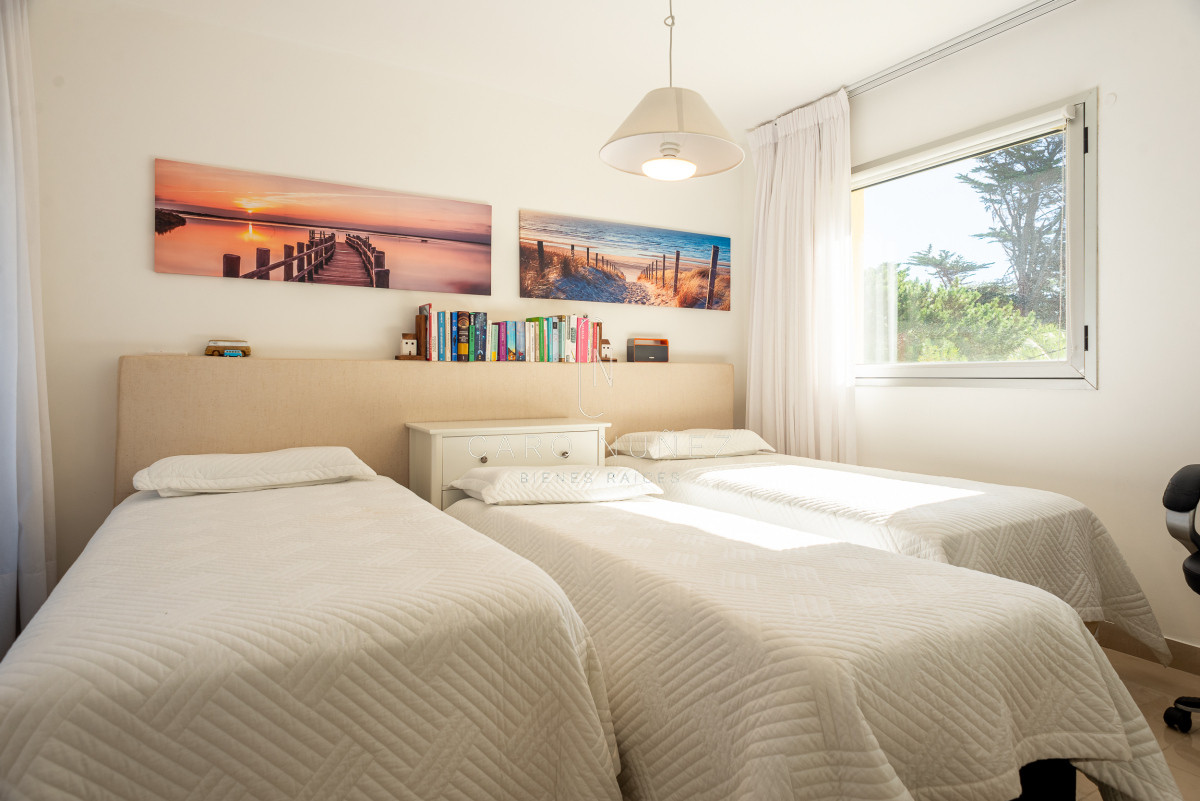 Apartamento ID.601 - Venta apto en brava primera linea 3 dormitorios