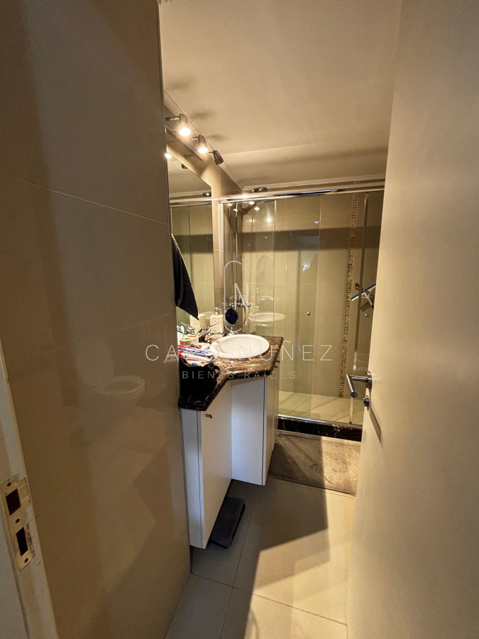 Apartamento ID.233 - Venta de apto  3 dormitorios y 2 garages Punta Carretas