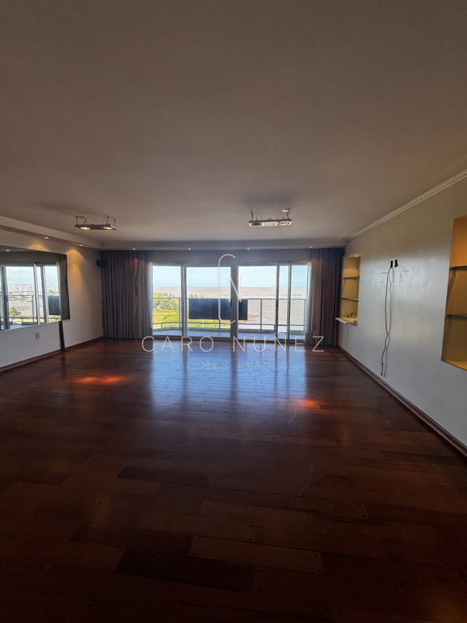 Apartamento ID.267 - Venta  de apto 3 dormitorios y servicio