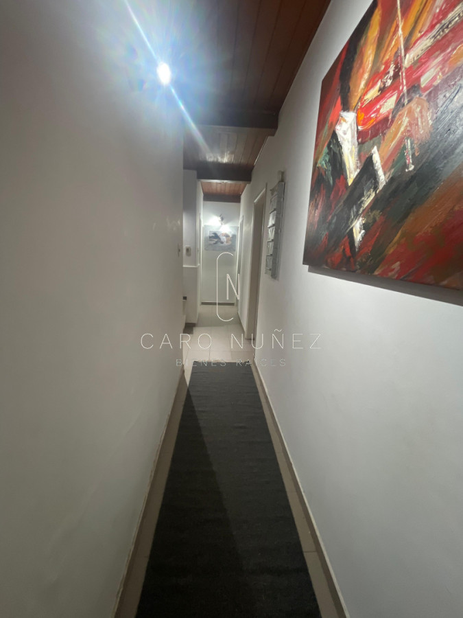 Casa ID.702 - Venta de Casa en El Pinar — Zona de gran crecimiento