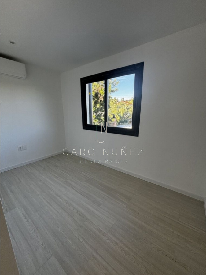 Casa ID.490 - Casa en Montevideo, Carrasco Norte