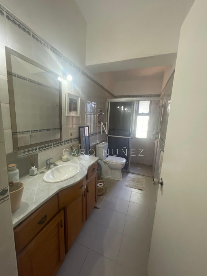 Casa ID.702 - Venta de Casa en El Pinar — Zona de gran crecimiento