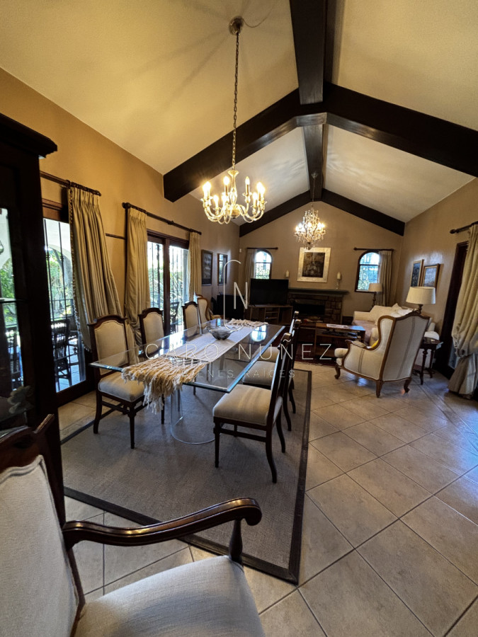 Casa ID.640 - Casa en una planta 3 dormitorios y servicio