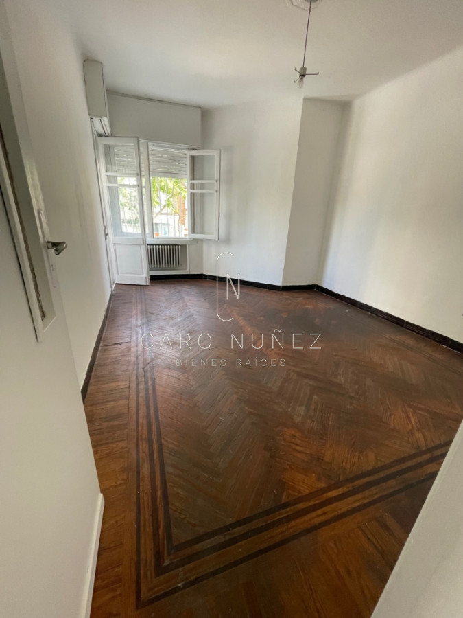 Casa ID.435 - Casa en Venta en  Punta Carretas, sobre calle Sarmiento.