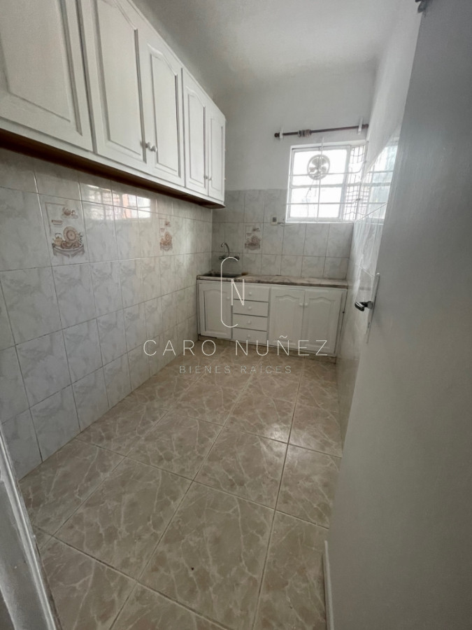 Casa ID.435 - Casa en Venta en  Punta Carretas, sobre calle Sarmiento.