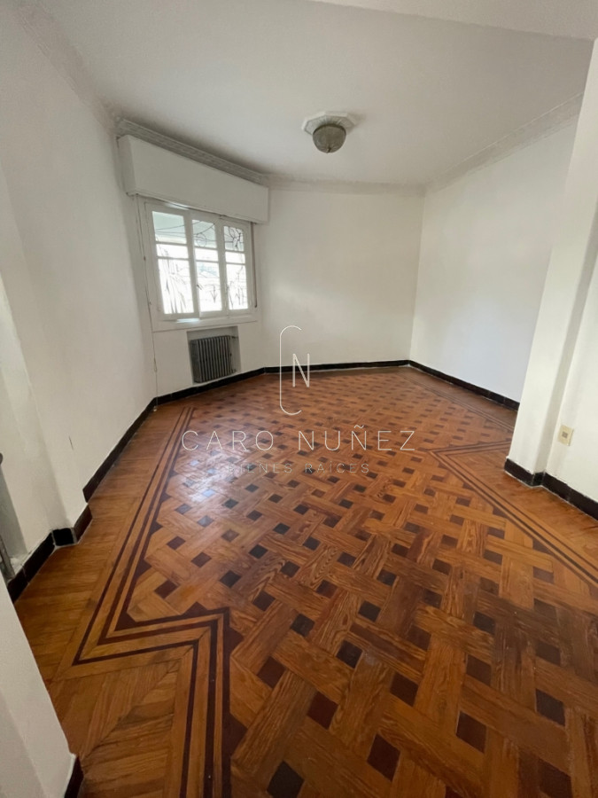 Casa ID.435 - Casa en Venta en  Punta Carretas, sobre calle Sarmiento.