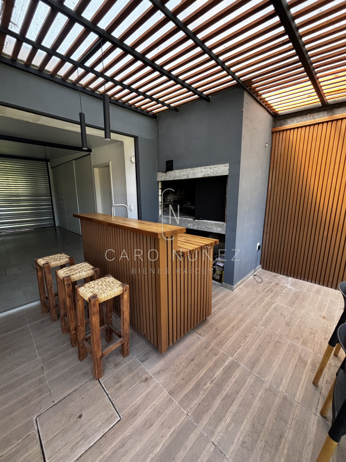 Casa ID.670 - Venta casa moderna 4 dormitorios Carrasco Sur