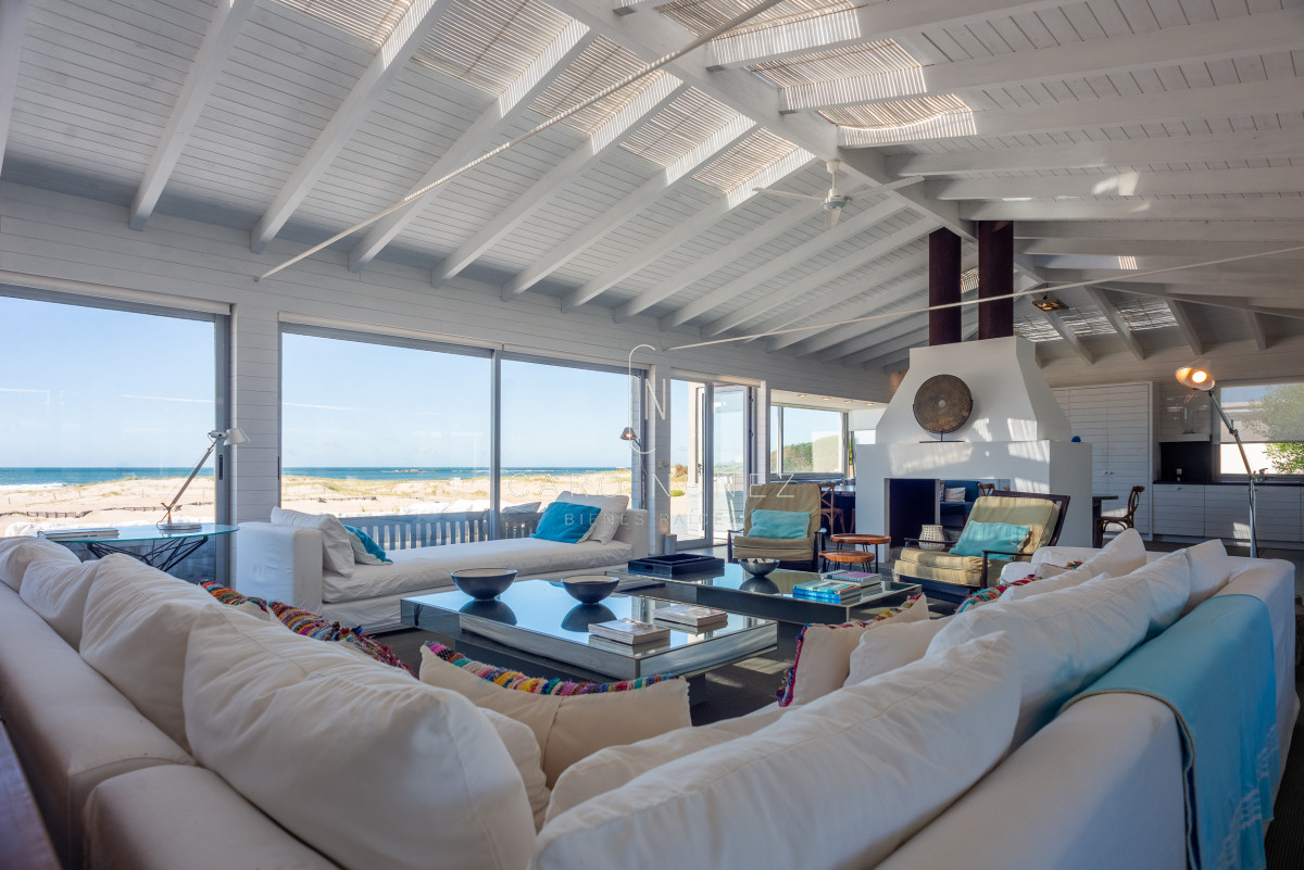 Casa ID.593 - Alquiler casa frente al mar Jose Ignacio
