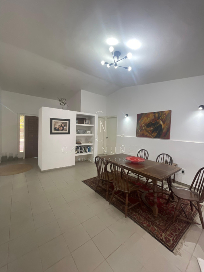 Casa ID.702 - Venta de Casa en El Pinar — Zona de gran crecimiento