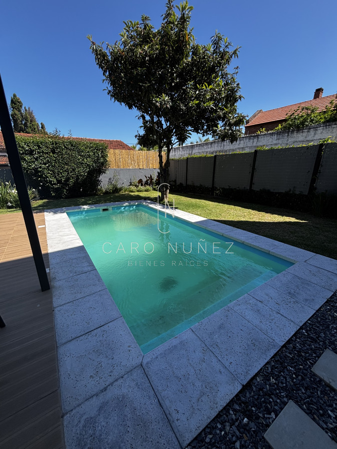 Casa ID.670 - Venta casa moderna 4 dormitorios Carrasco Sur