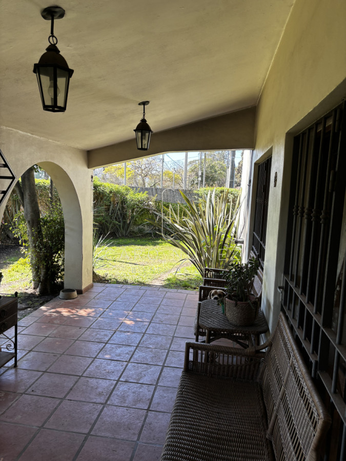 Casa ID.640 - Casa en una planta 3 dormitorios y servicio